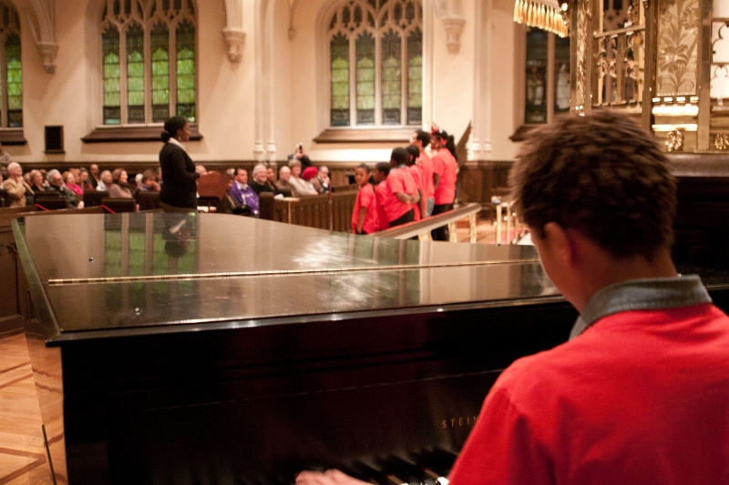 112613 NFJC Thanksgiving Service 042.jpg